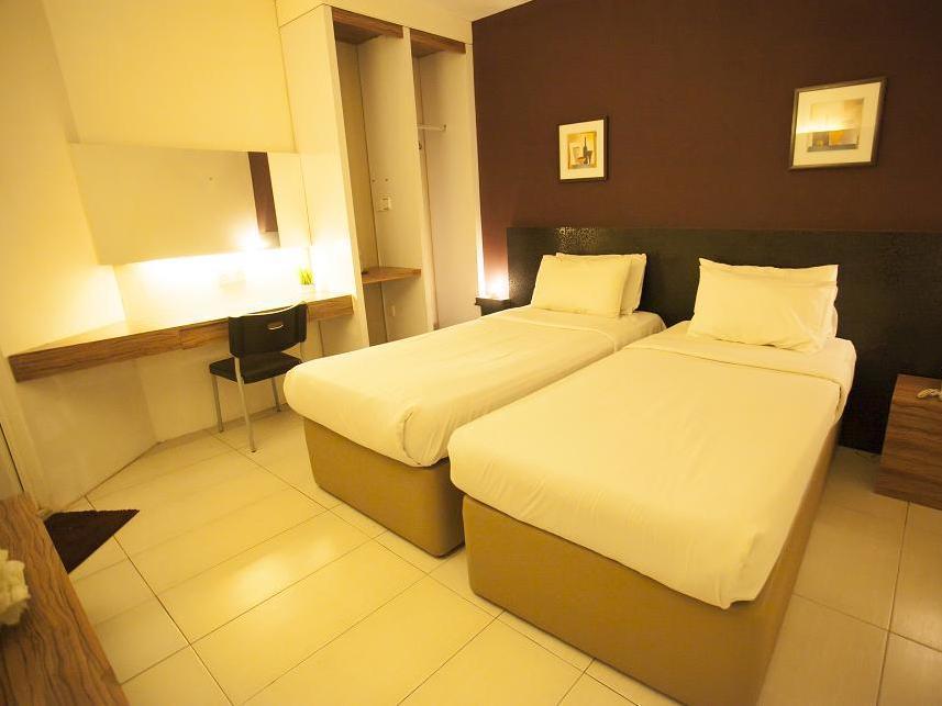 Extreme Boutique Hotel Keluang Exterior foto